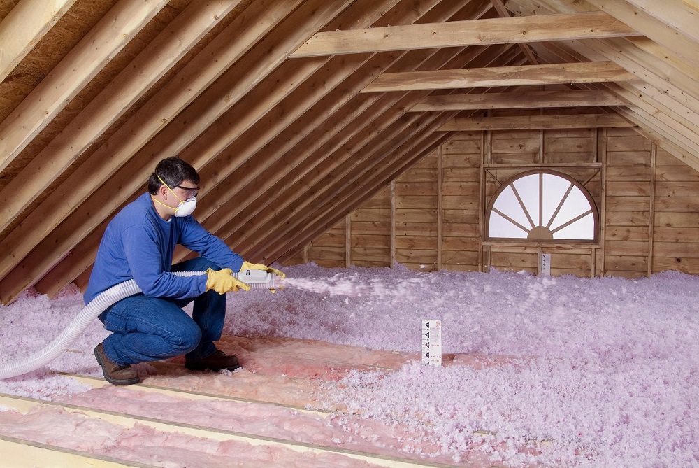 Fiberglass loose-fill insulation