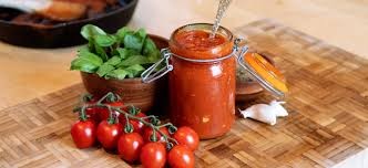 Homemade tomato sauce