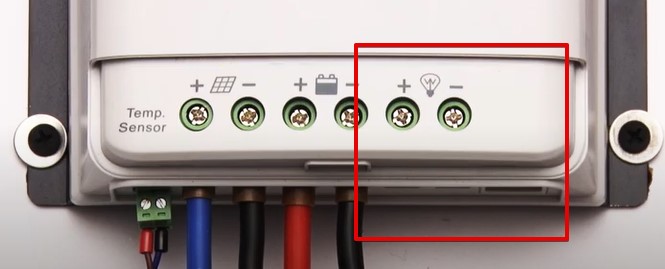 DC output in the charge controller