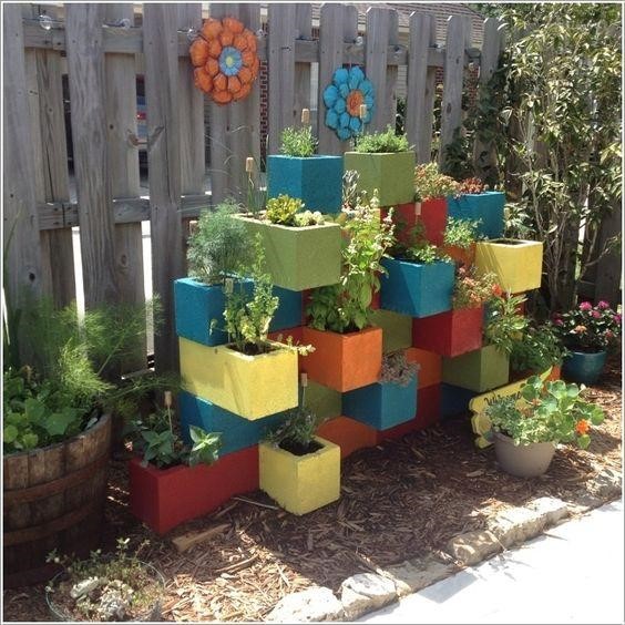 Abstract fence planter box.